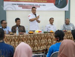Surabaya Lawmaker Yona Bagus Widyatmoko Flags Misuse of Religious Building Addresses for ID Registration