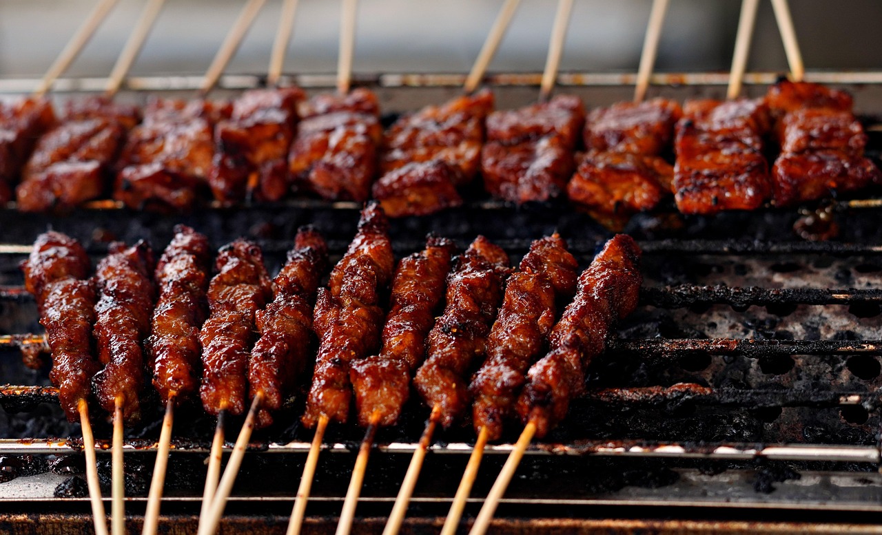What Foreigners Get Wrong About Satay – A Deep Dive Into Indonesia’s Skewered Soul
