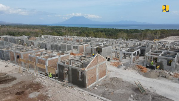 The construction of permanent housing for disaster victims in North Sumatra has begun