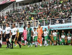 Persebaya Surabaya Siap Bangkit Pasca-Pencoretan Ernando Ari dari Timnas Indonesia