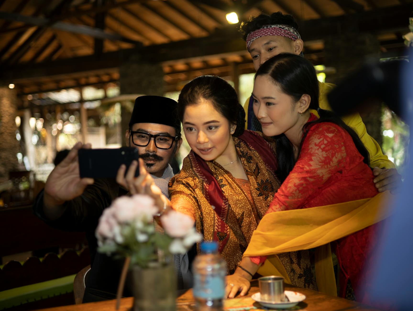 Berita terbaru terpopuler hari ini, rangkuman lengkap topik hangat dan viral