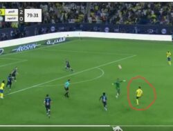 Cristiano Ronaldo dan Momen Viral di Lapangan Sepak Bola